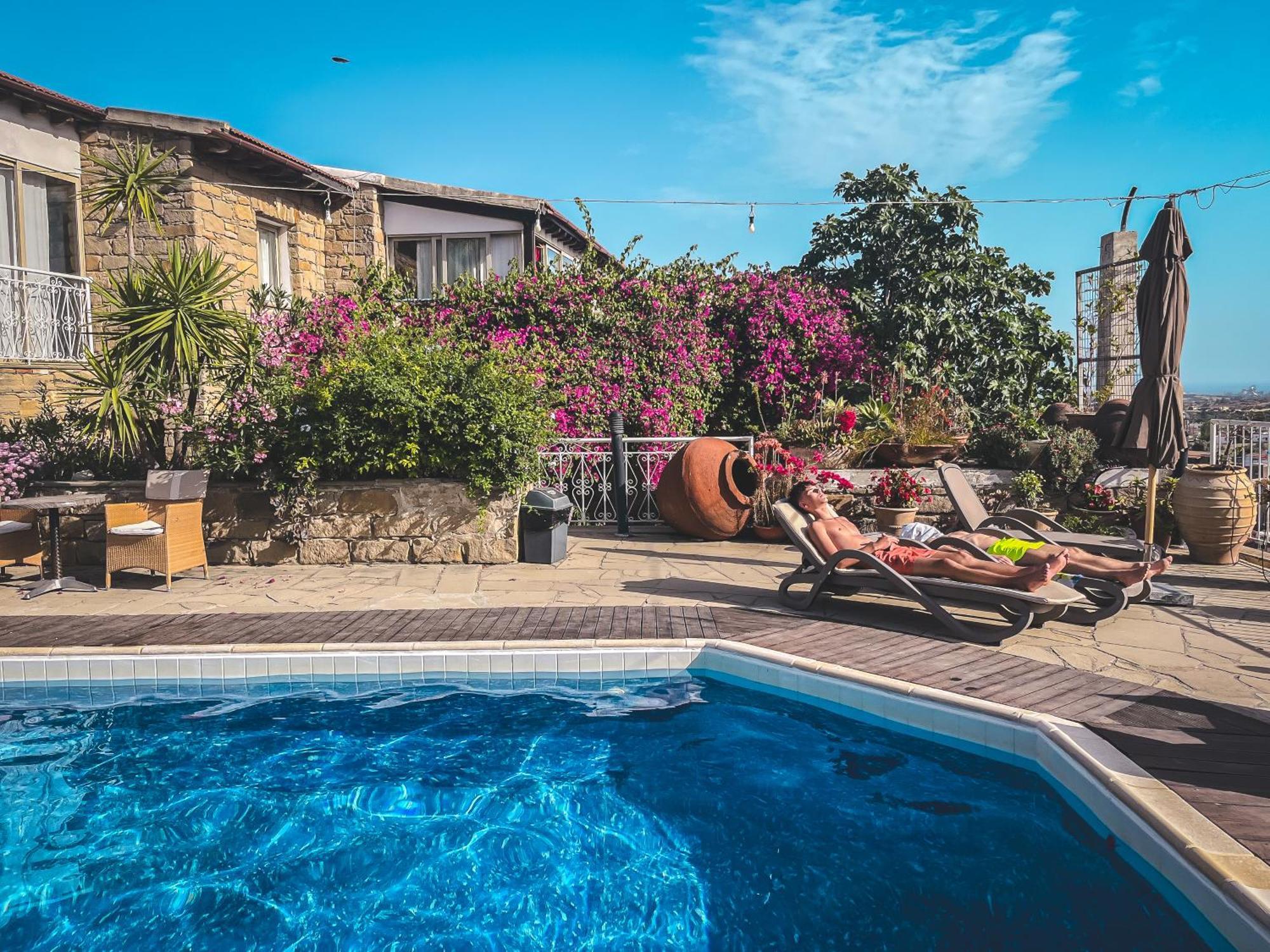 Landhaus Cyprus Villages & Restaurant - Location - - With Access To Pool And Stunning Views Tochni