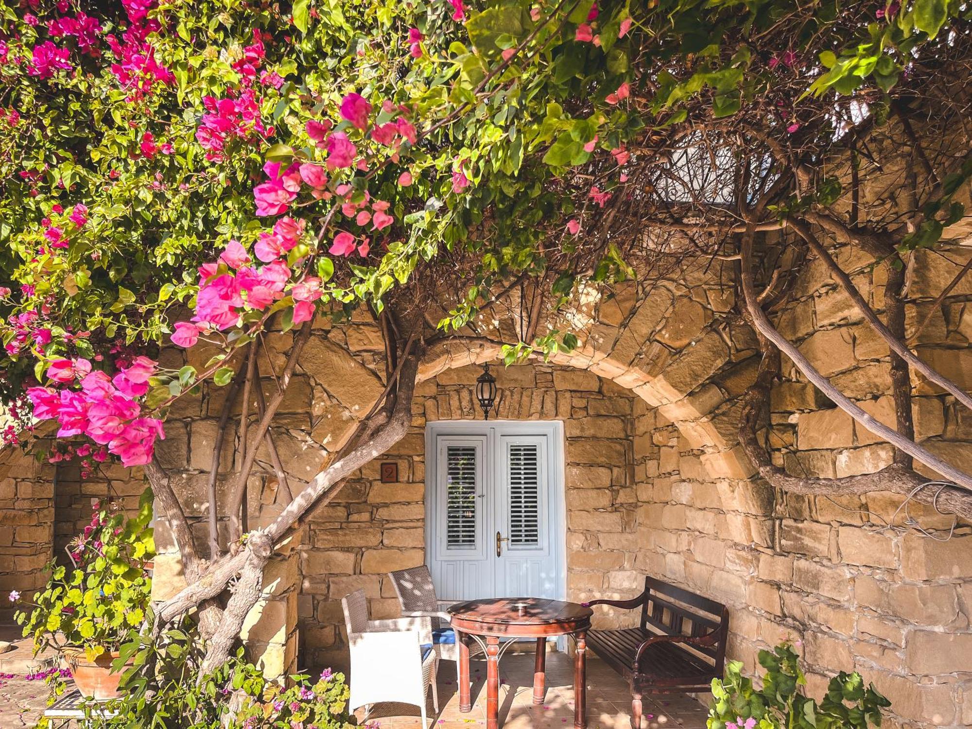 Landhaus Cyprus Villages & Restaurant - Location - - With Access To Pool And Stunning Views *
