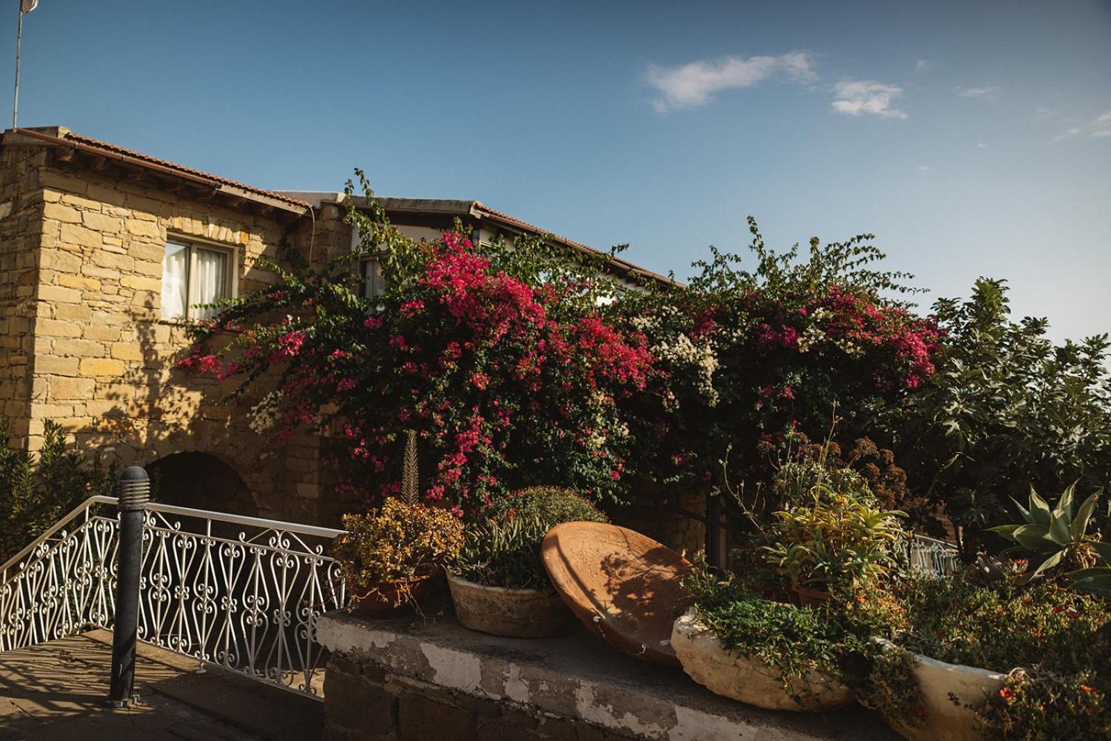 Landhaus Cyprus Villages & Restaurant - Location - - With Access To Pool And Stunning Views