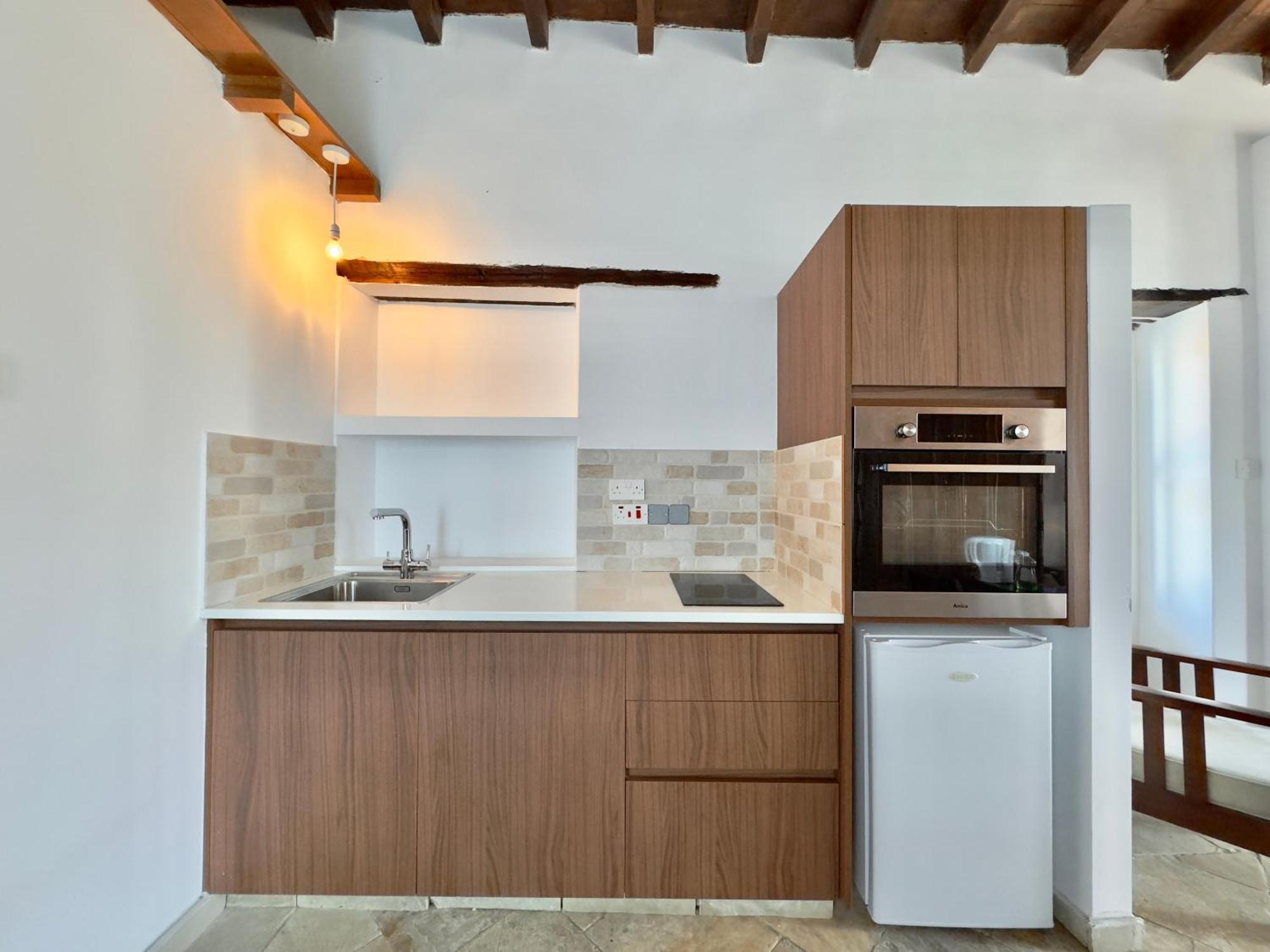 Landhaus Cyprus Villages & Restaurant - Location - - With Access To Pool And Stunning Views Tochni
