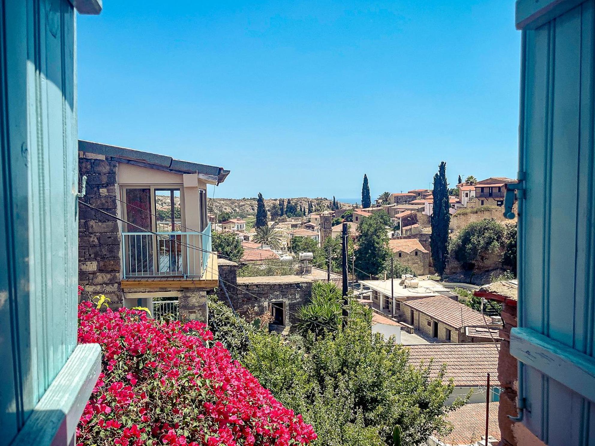 Landhaus Cyprus Villages & Restaurant - Location - - With Access To Pool And Stunning Views Tochni