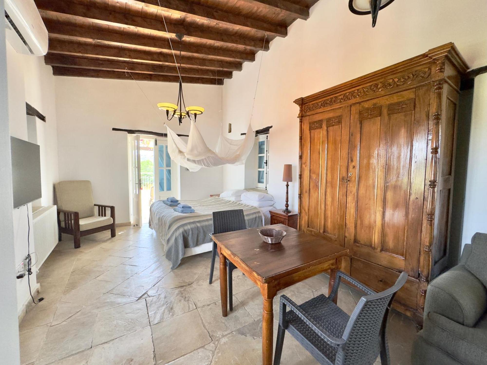 Cyprus Villages & Restaurant - Location - - With Access To Pool And Stunning Views Landhaus *