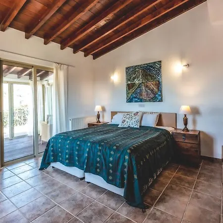 Cyprus Villages Hotel & Restaurant - Central Location - Bed & Breakfast - With Access To Pool And Stunning Views Tochni Exterior photo