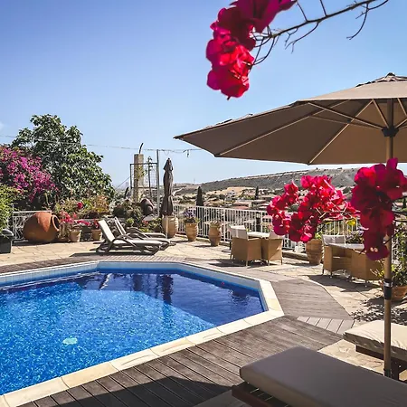 Cyprus Villages Hotel & Restaurant - Central Location - Bed & Breakfast - With Access To Pool And Stunning Views Tochni Exterior photo