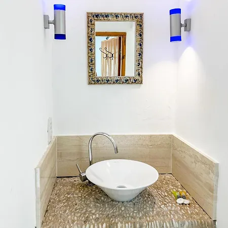 Cyprus Villages Hotel & Restaurant - Central Location - Bed & Breakfast - With Access To Pool And Stunning Views Tochni Exterior photo